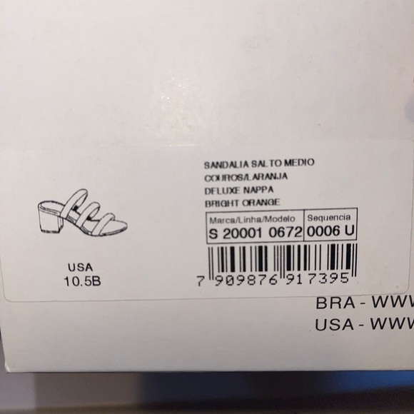 SCHUTZ
Olly Block Heel Leather Sandals - Picture 7 of 7